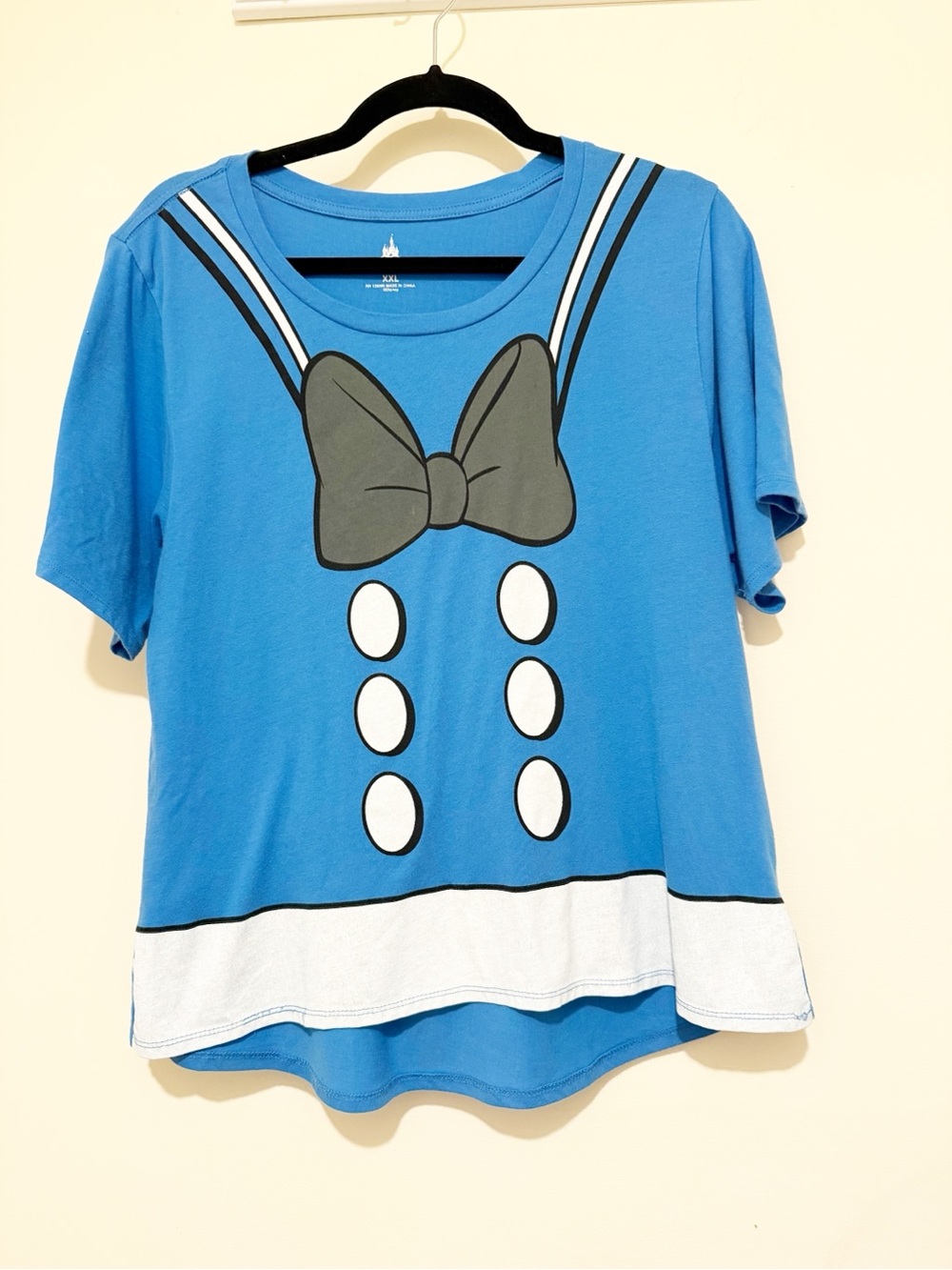Disney Donald Duck Short Sleeve Top with Bow Graphic